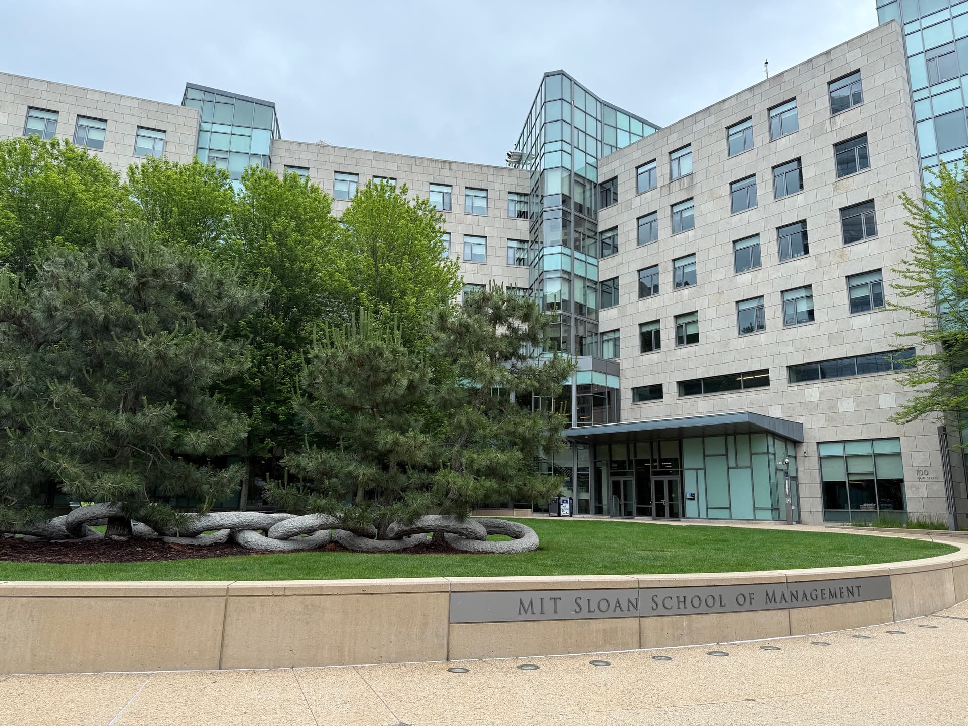 MIT Sloan School of Management, Massachusetts Institute of Technology