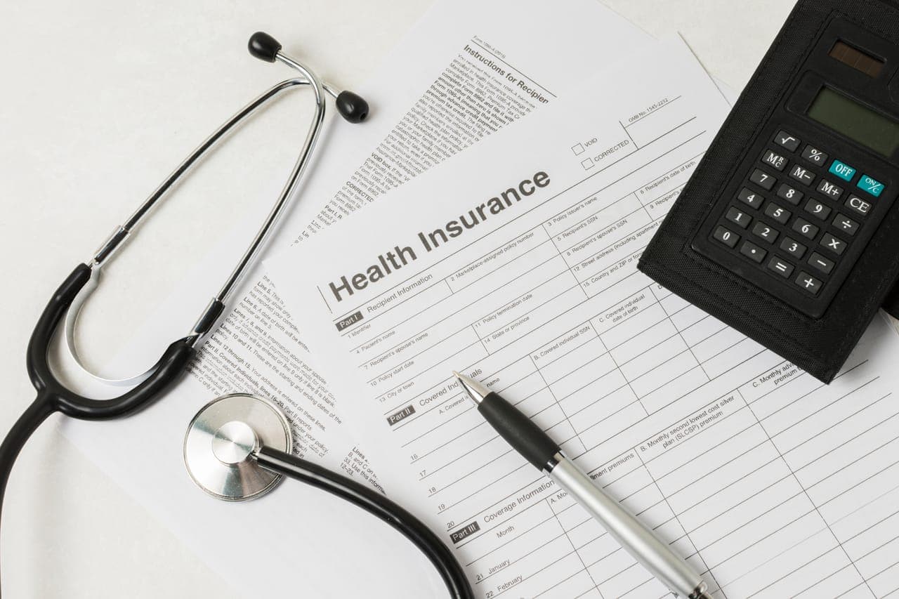 Medical report with medical equipment