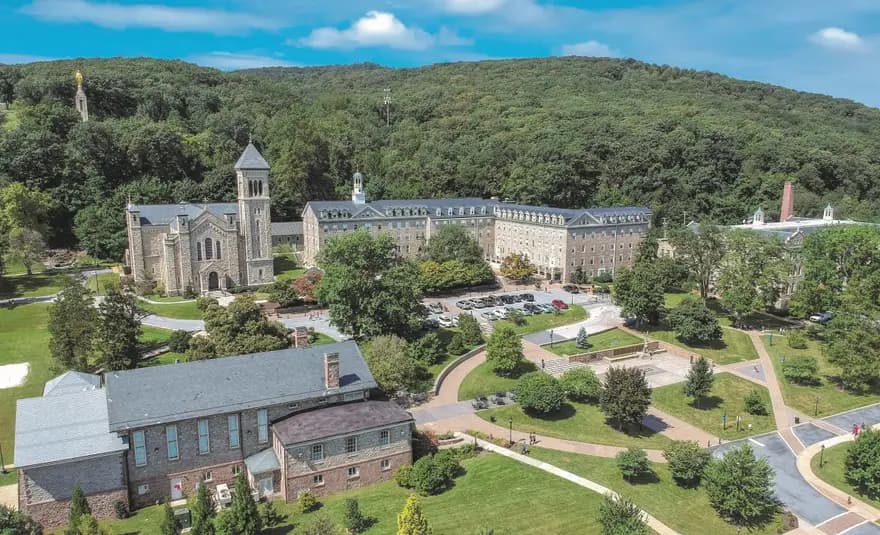 Mount Saint Mary College