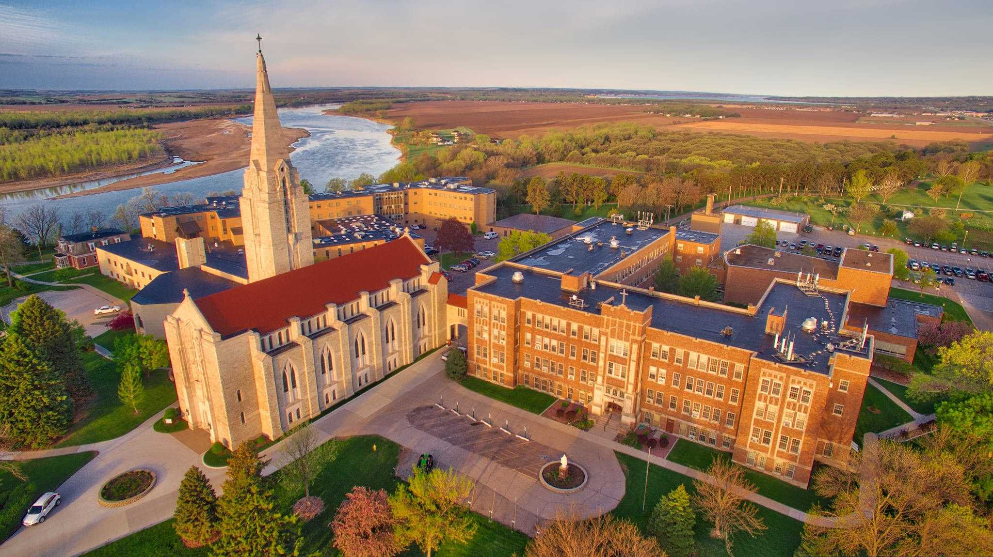Mount Marty College